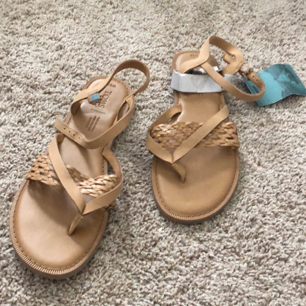 Toms sandals size 8.5 brand new!